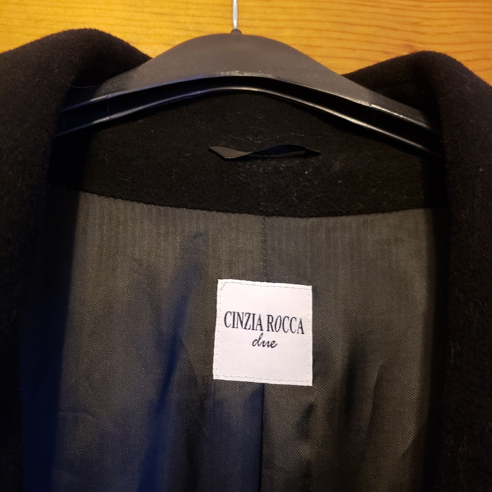 Coat - Picture 2 of 4